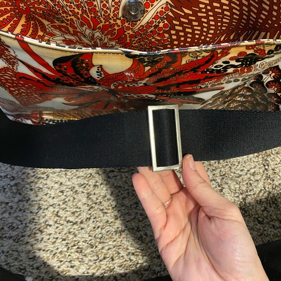 Gigi Hill Los Angeles Tote/Diaper Bag/Bag - Picture 10 of 12